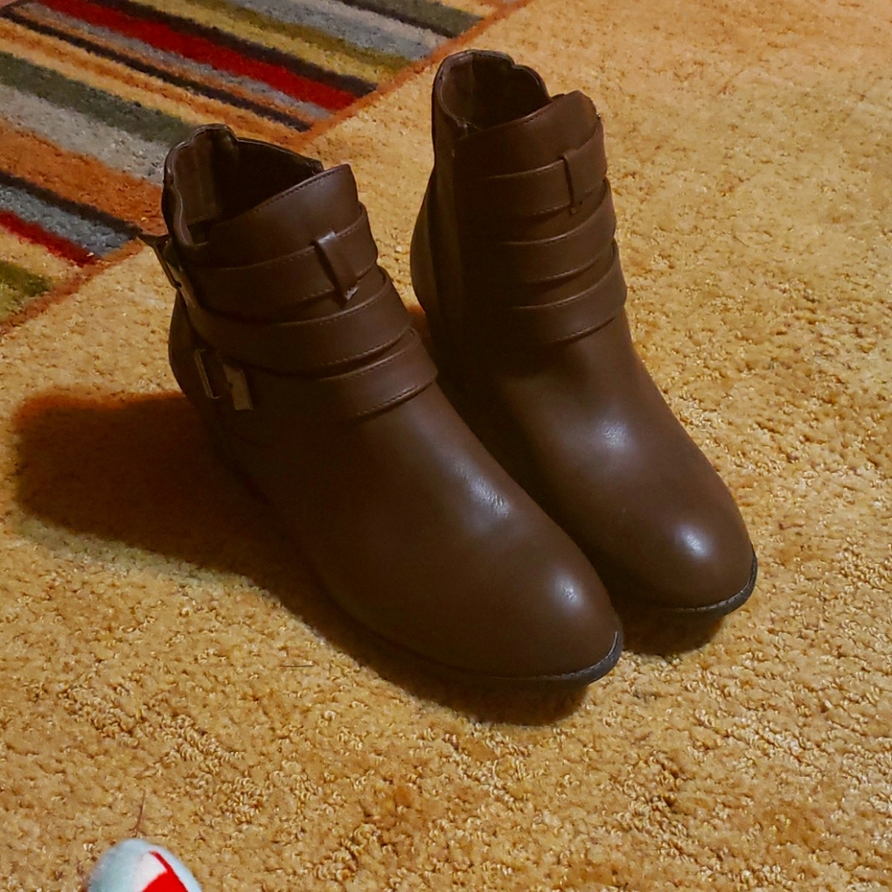 Womens Booties